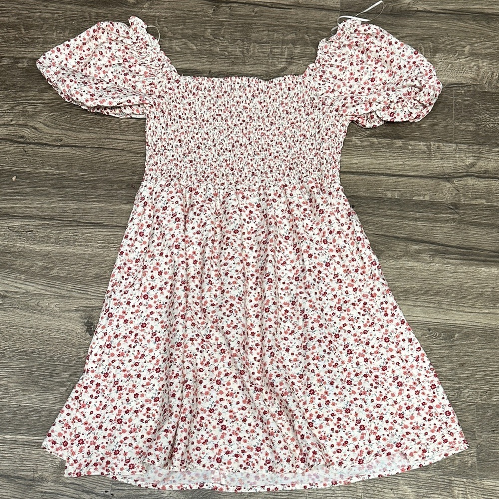Sweet Rain Floral Pink Dress with Puff Sleeves - Picture 5 of 8